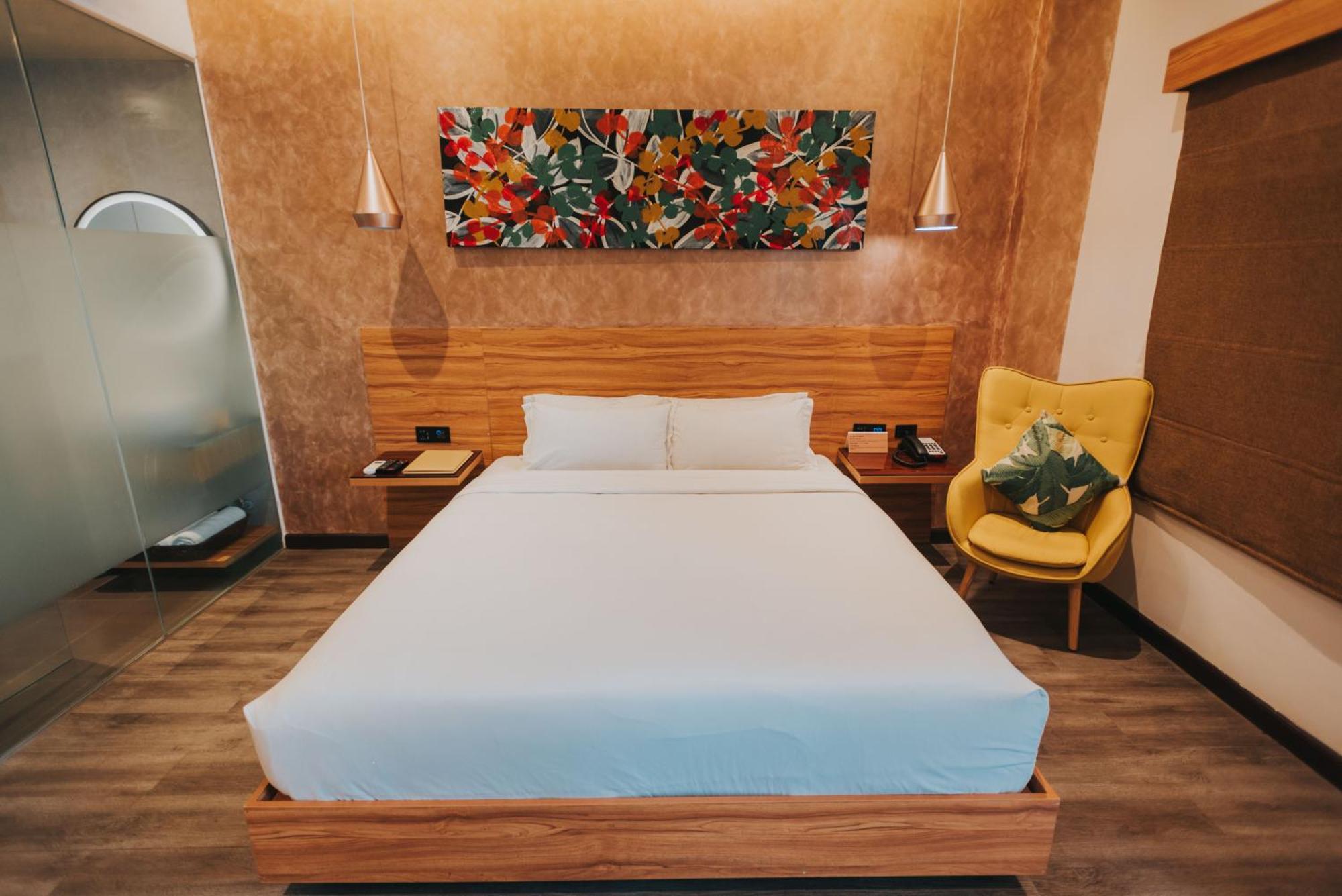 Surestay Plus Hotel By Best Western Ac Luxe Angeles City Eksteriør bilde
